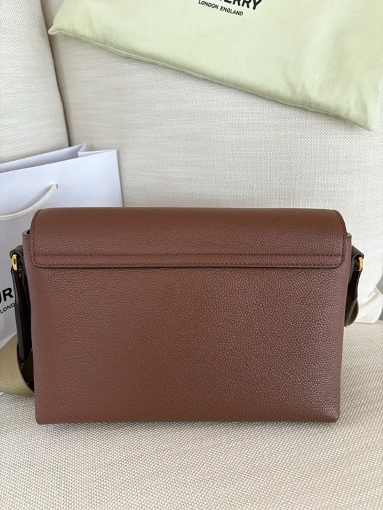 Burberry Brown / Vintage Check Note Bag in excellent condition 🤎 - Picture 5 of 6